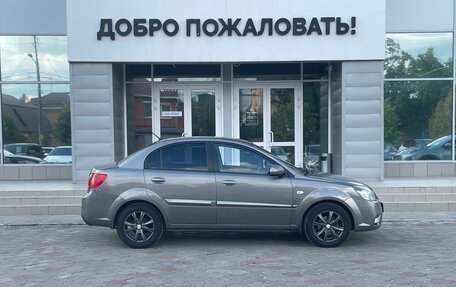 KIA Rio II, 2011 год, 4 фотография