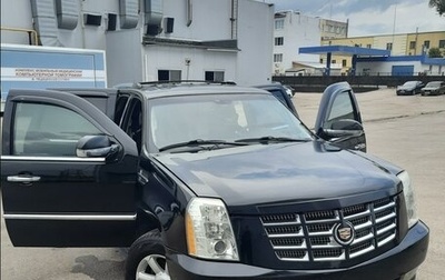 Cadillac Escalade III, 2008 год, 1 777 000 рублей, 1 фотография