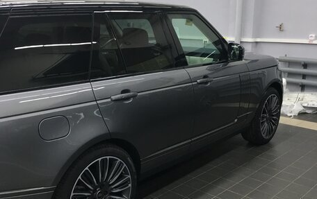 Land Rover Range Rover IV рестайлинг, 2019 год, 9 599 000 рублей, 3 фотография