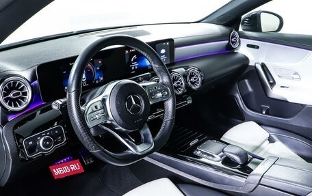 Mercedes-Benz CLA, 2020 год, 3 947 000 рублей, 15 фотография