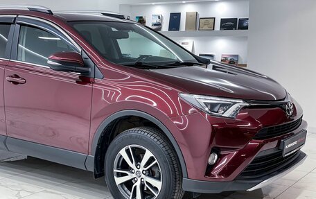 Toyota RAV4, 2017 год, 2 800 000 рублей, 3 фотография