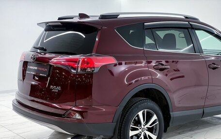 Toyota RAV4, 2017 год, 2 800 000 рублей, 10 фотография