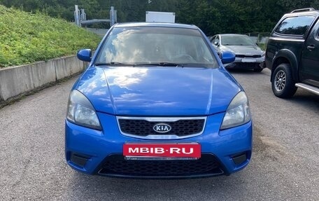 KIA Rio II, 2010 год, 2 фотография