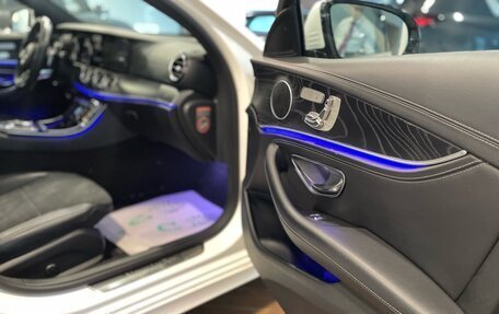 Mercedes-Benz E-Класс, 2016 год, 2 950 000 рублей, 22 фотография