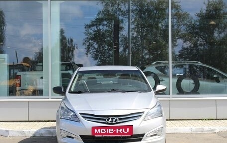 Hyundai Solaris II рестайлинг, 2014 год, 8 фотография