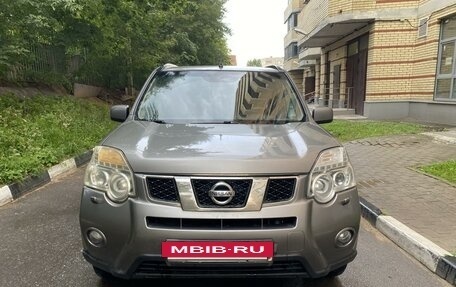 Nissan X-Trail, 2011 год, 1 100 000 рублей, 2 фотография