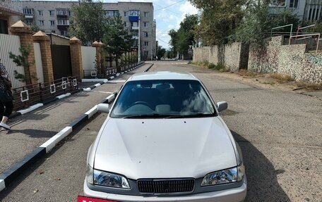 Toyota Sprinter VIII (E110), 1999 год, 320 000 рублей, 3 фотография