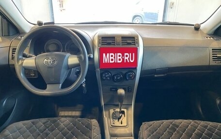 Toyota Corolla, 2011 год, 9 фотография