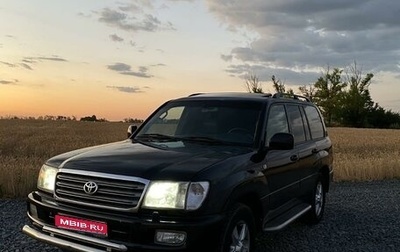 Toyota Land Cruiser 100 рестайлинг 2, 2002 год, 1 900 000 рублей, 1 фотография