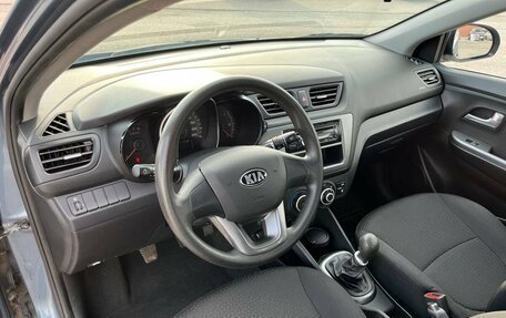 KIA Rio III рестайлинг, 2013 год, 16 фотография