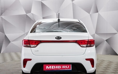 KIA Rio IV, 2018 год, 1 399 000 рублей, 6 фотография