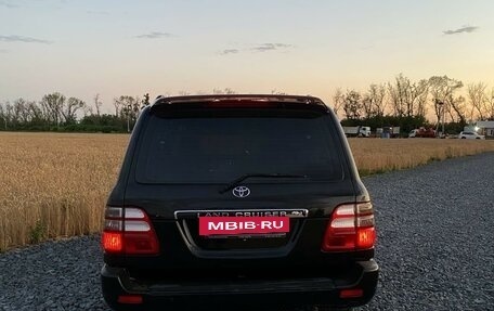 Toyota Land Cruiser 100 рестайлинг 2, 2002 год, 1 900 000 рублей, 7 фотография