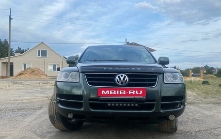 Volkswagen Touareg III, 2003 год, 870 000 рублей, 3 фотография