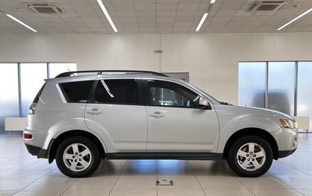 Mitsubishi Outlander III рестайлинг 3, 2010 год, 1 212 000 рублей, 7 фотография