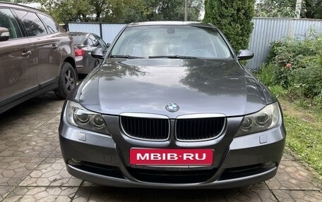 BMW 3 серия, 2006 год, 990 000 рублей, 2 фотография