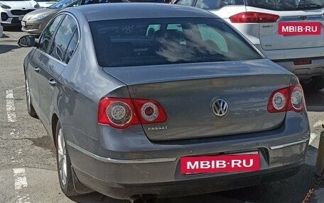 Volkswagen Passat B6, 2005 год, 650 000 рублей, 4 фотография