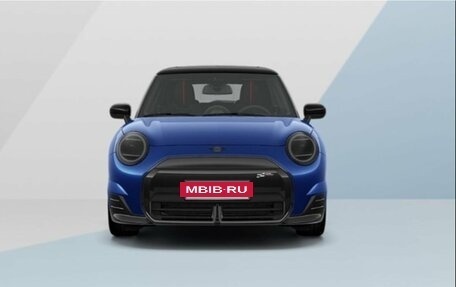 MINI Hatch, 2024 год, 5 990 000 рублей, 7 фотография