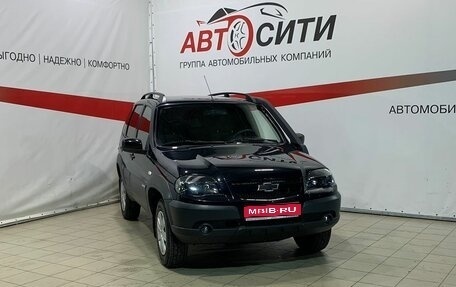 Chevrolet Niva I рестайлинг, 2018 год, 940 000 рублей, 1 фотография