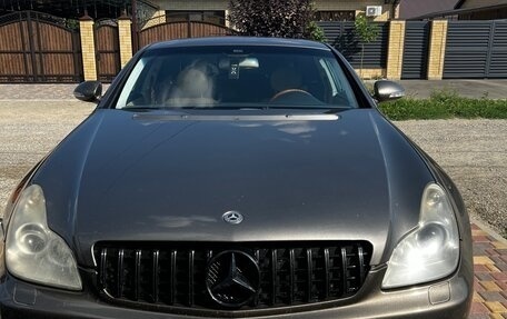 Mercedes-Benz CLS, 2005 год, 1 100 000 рублей, 1 фотография