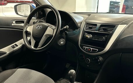 Hyundai Solaris II рестайлинг, 2012 год, 899 900 рублей, 8 фотография