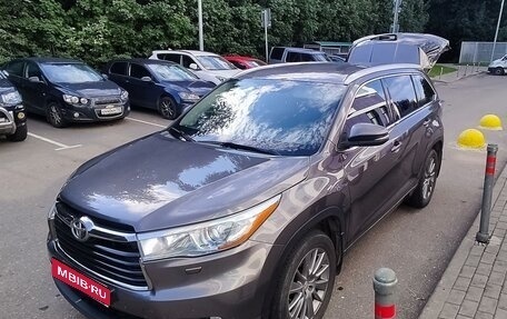 Toyota Highlander III, 2014 год, 3 400 000 рублей, 1 фотография