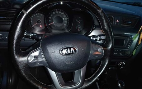 KIA Rio III рестайлинг, 2013 год, 950 000 рублей, 6 фотография