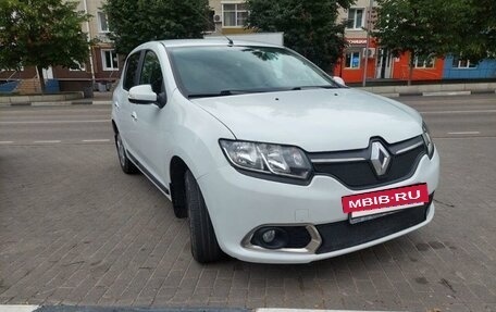 Renault Sandero II рестайлинг, 2014 год, 645 000 рублей, 2 фотография