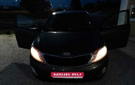 KIA Rio III рестайлинг, 2013 год, 950 000 рублей, 2 фотография