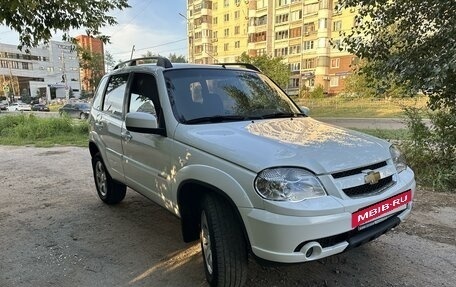 Chevrolet Niva I рестайлинг, 2012 год, 685 000 рублей, 2 фотография