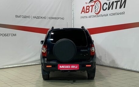 Chevrolet Niva I рестайлинг, 2018 год, 940 000 рублей, 6 фотография