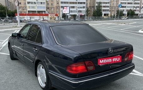 Mercedes-Benz E-Класс, 1999 год, 630 000 рублей, 8 фотография