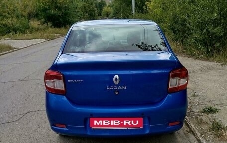 Renault Logan II, 2017 год, 820 000 рублей, 3 фотография