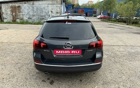 Opel Astra J, 2013 год, 895 000 рублей, 7 фотография