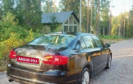 Volkswagen Jetta VI, 2013 год, 920 000 рублей, 3 фотография