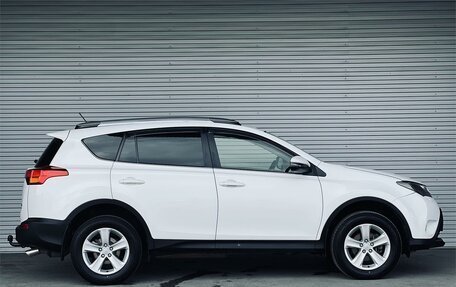 Toyota RAV4, 2015 год, 2 495 000 рублей, 4 фотография