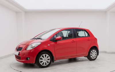 Toyota Yaris III рестайлинг, 2007 год, 599 000 рублей, 1 фотография