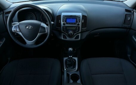 Hyundai i30 I, 2010 год, 13 фотография