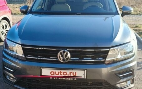 Volkswagen Tiguan II, 2019 год, 2 770 000 рублей, 4 фотография