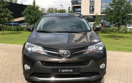 Toyota RAV4, 2015 год, 2 400 000 рублей, 2 фотография