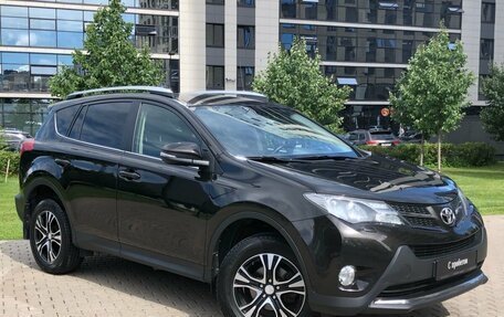 Toyota RAV4, 2015 год, 2 400 000 рублей, 3 фотография