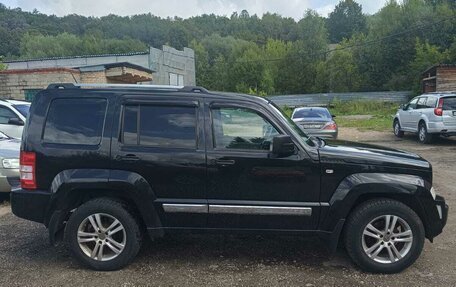 Jeep Cherokee, 2008 год, 3 фотография