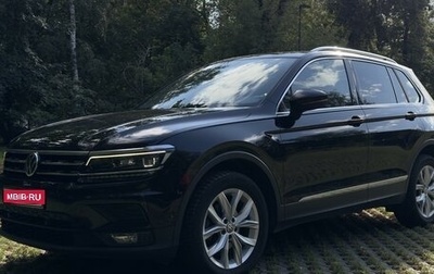 Volkswagen Tiguan II, 2018 год, 3 650 000 рублей, 1 фотография