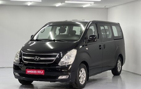 Hyundai Grand Starex Grand Starex I рестайлинг 2, 2008 год, 1 270 000 рублей, 1 фотография