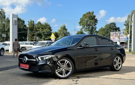 Mercedes-Benz A-Класс, 2019 год, 2 899 000 рублей, 3 фотография