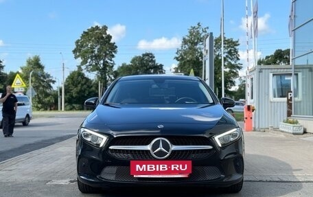 Mercedes-Benz A-Класс, 2019 год, 2 899 000 рублей, 2 фотография