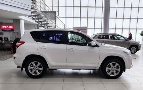 Toyota RAV4, 2011 год, 4 фотография