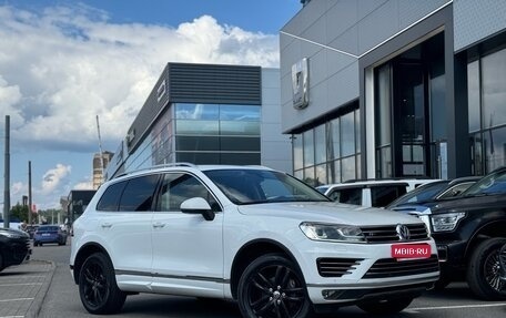 Volkswagen Touareg III, 2017 год, 3 299 000 рублей, 1 фотография