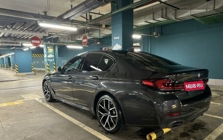 BMW 5 серия, 2021 год, 7 800 000 рублей, 1 фотография