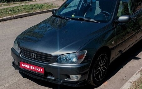 Lexus IS II рестайлинг 2, 1999 год, 1 фотография