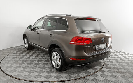 Volkswagen Touareg III, 2013 год, 2 358 000 рублей, 7 фотография